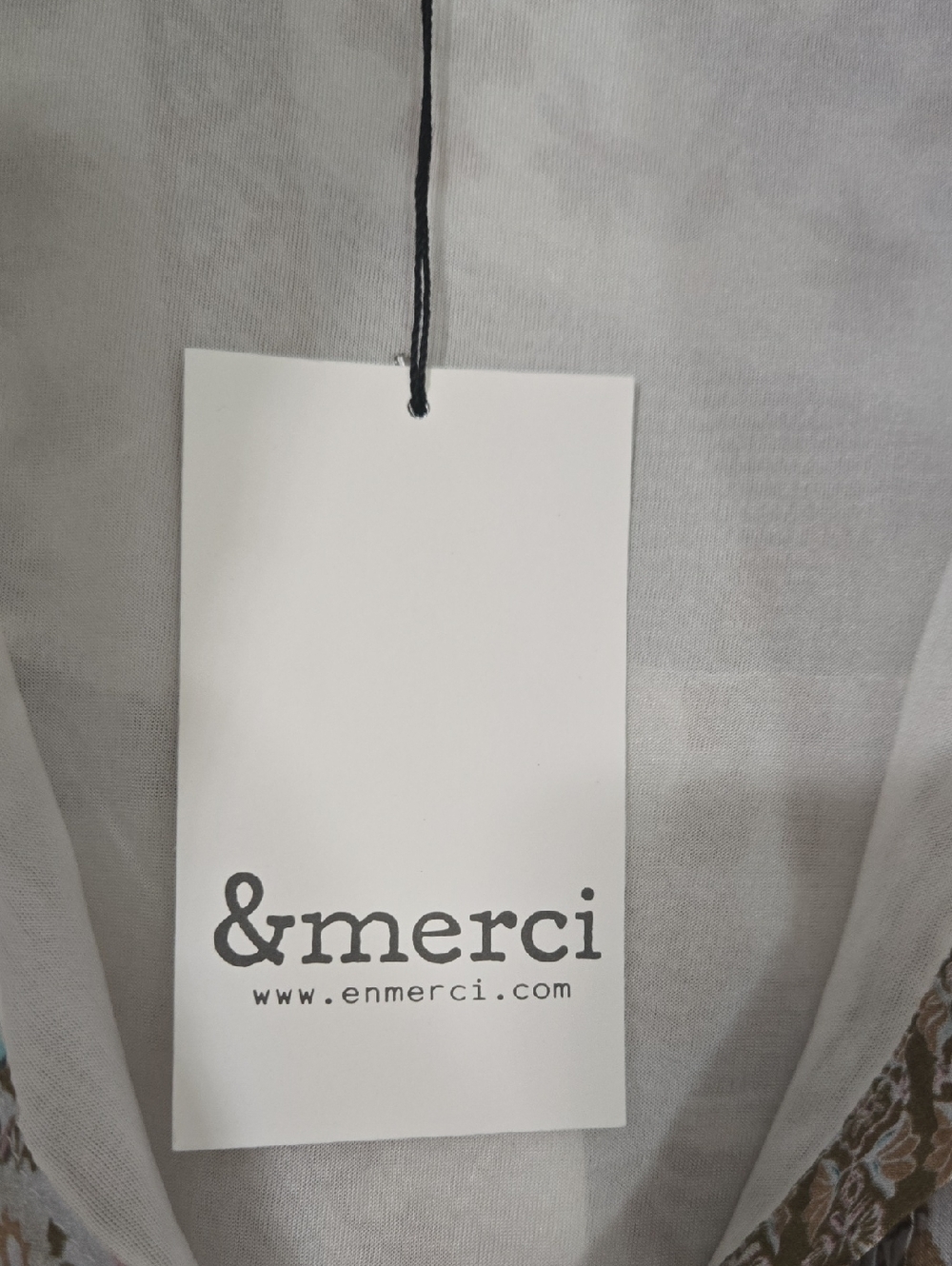 &merci Women's Printed Floral Long Sleeve Top - Cream & Brown Size Medium NWT - Picture 2 of 6